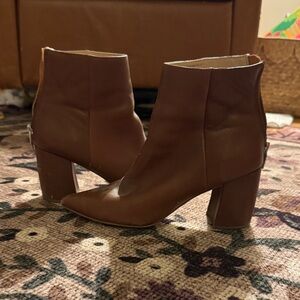 Steve Madden Brown Leather Ankle Booties